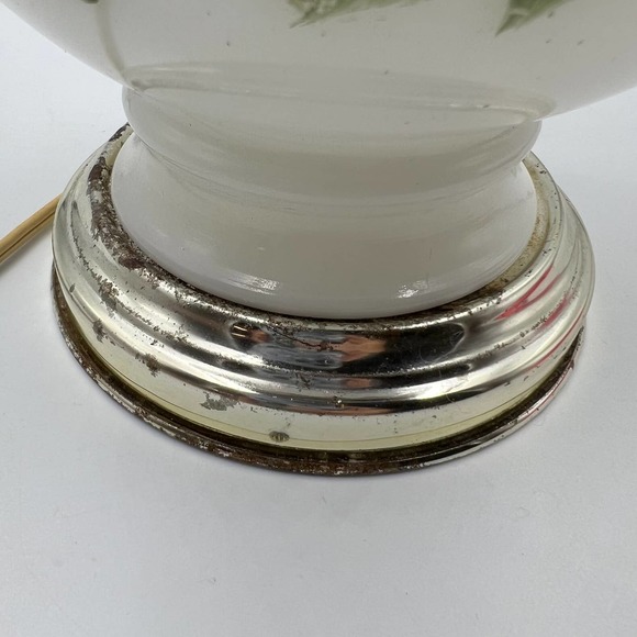 Vintage Underwriters Laboratories Inc. Portable Lamp Hurricane GWTW Parlor - Picture 12 of 13